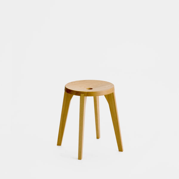 Dovetail Stool 4 Legs / Oak