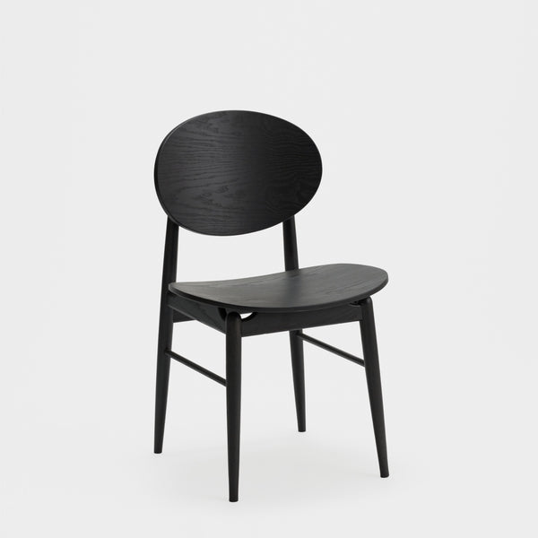 Outline Chair / Sumi Ash