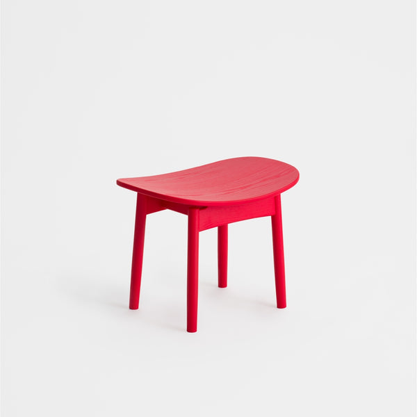 Saga Lounge Stool / Red Ash